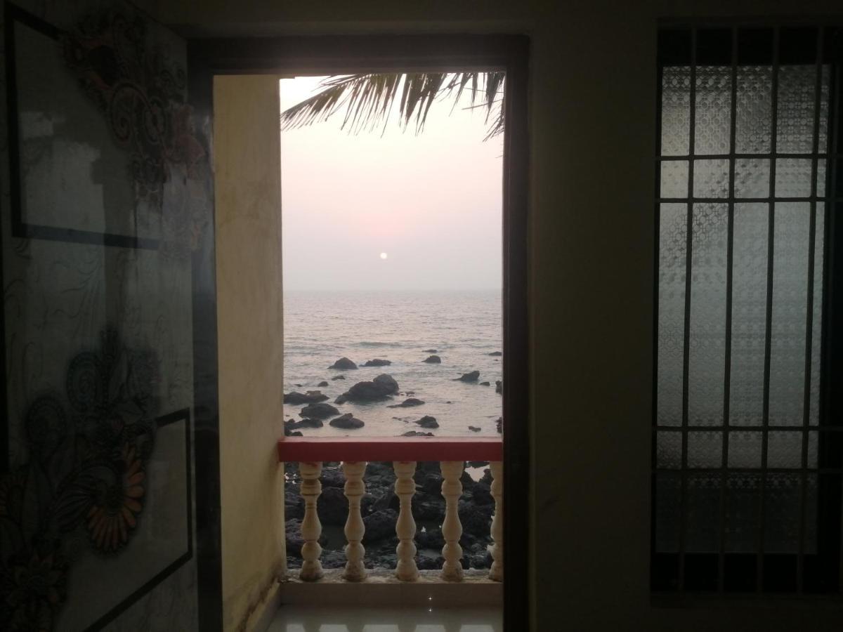Shree Sai Cottage Sea View Арамболь Экстерьер фото
